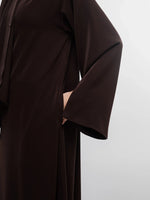 Load image into Gallery viewer, Essential Abaya - Straight Fit